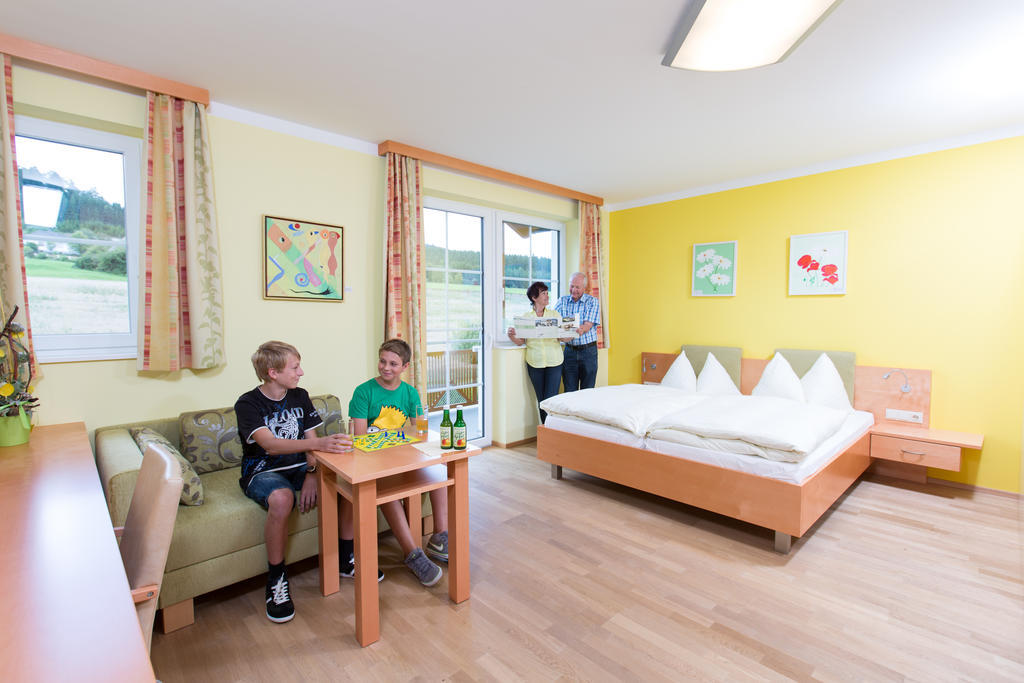Gasthof-Pension Nordwald Harbach  Szoba fotó